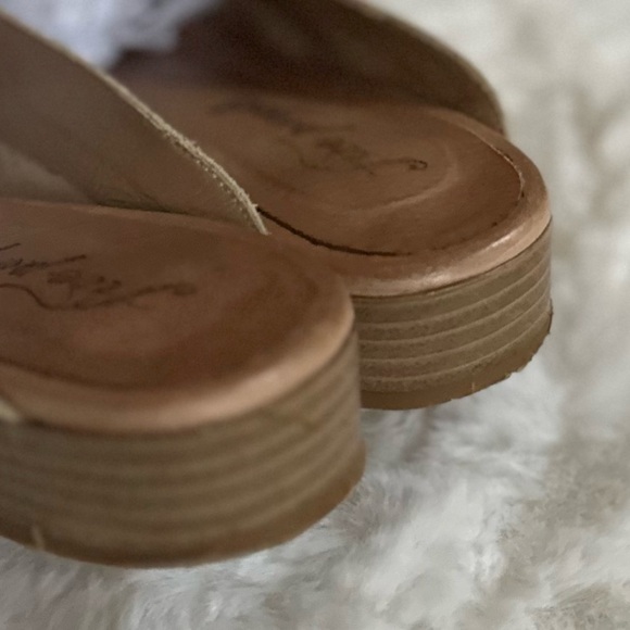 FREE PEOPLE 41 / 9.5 10 At Ease Embossed Suede Slip On Cafe Taupe Loafer Mules - Picture 6 of 15